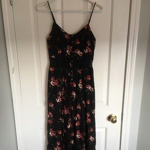 Flower maxi dress with lace mid section